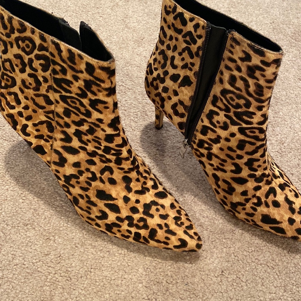 Adorable Leopard calf hair booties